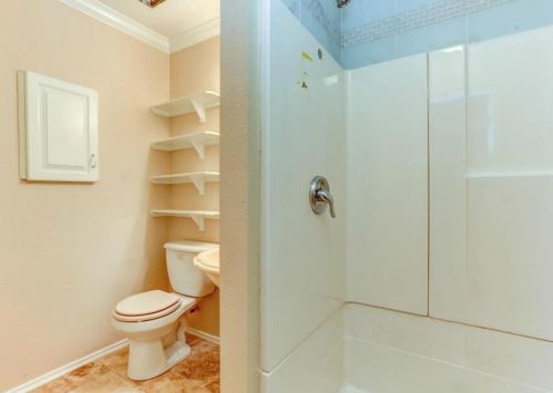 2710 3rd St, Austin TX  78702-4720 exterior