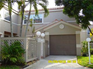 11032 Chandler Dr, Hollywood, FL 33026-4742