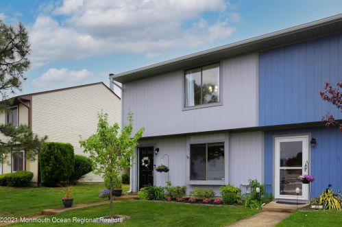 51 Creek Rd, Bricktown, NJ 08724-3307