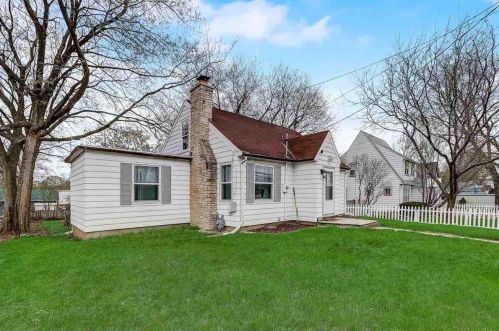 1310 Packers Ave, Madison, WI 53704-4049