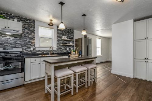 3710 3rd Ave, Beaver Falls PA  15010-1902 exterior