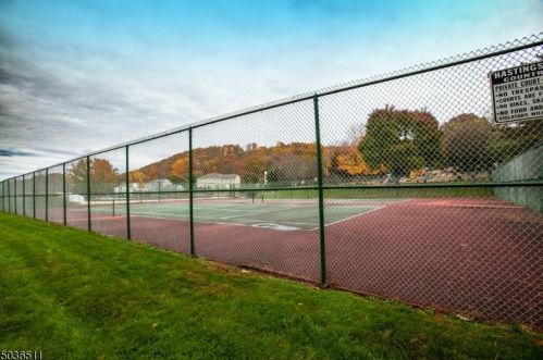 48 Kensington Ct, Hackettstown NJ  07840-4231 exterior