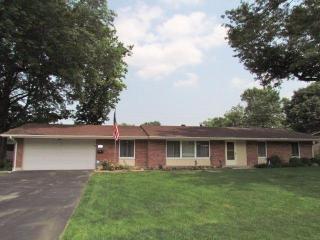 2450 Tennyson Dr, Bellbrook, OH 45305-1744