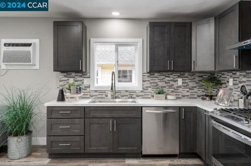 420 8th St, West Pittsburg CA  94565-2632 exterior