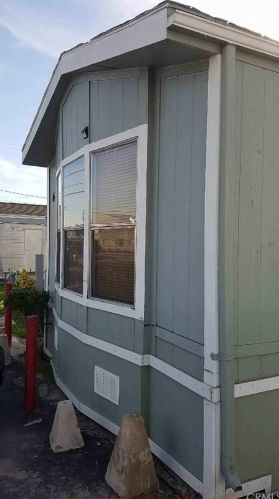 12265 Woodruff Ave, Downey, CA 90241-5634