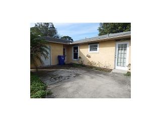 28 Willow St, Fellsmere FL  32948-5329 exterior