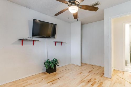 816 Bentle St, Cedar Hill TX 75104-9244 exterior