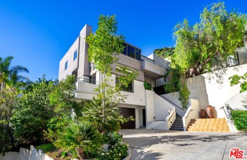 3959 Alta Mesa Dr, North Hollywood, CA 91604-4010