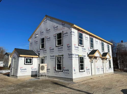 19 Myrtle St, Hillsboro, NH 03244-4815