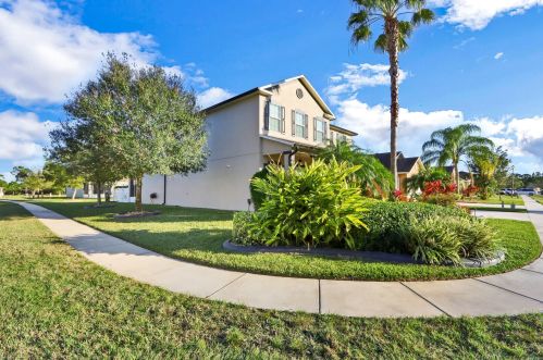 5118 Wisk Fern Cir, Fort Pierce, FL 34986-4384