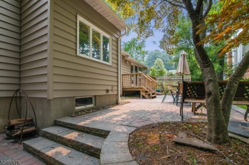 3 Orchard St, Greystone Park NJ  07950-3228 exterior