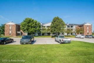 4805 86th St, Des Moines, IA 50322-1096