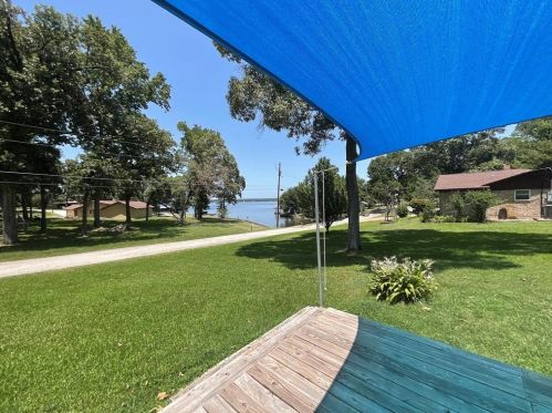 172 Elliott Cove Loop, Chita TX  75862-7106 exterior