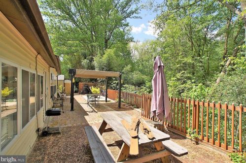 337 Pine Valley Rd, Dover DE  19904-7112 exterior