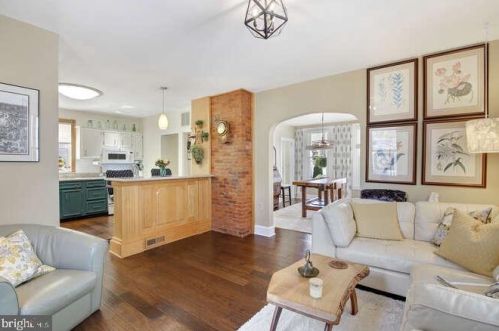 704 Berwyn Ave, Berwyn PA  19312-1714 exterior