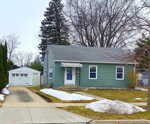 713 Buchanan St, Green Bay, WI 54303-4001