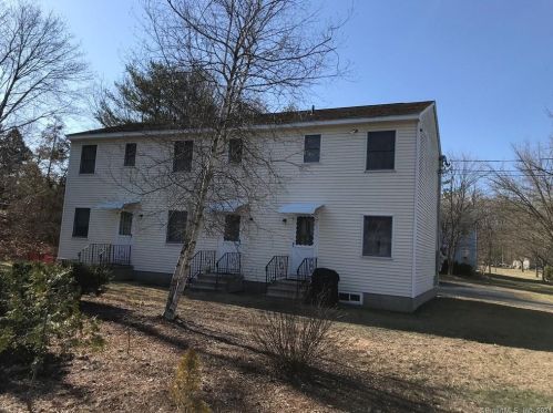19 Talbot Ave, Moosup, CT 06354-1620