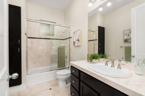 7164 Buckingham Blvd, Berkeley CA  94705-1715 exterior