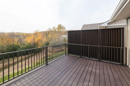 2701 Ridgeview Dr, Red Wing MN 55066-4235 exterior