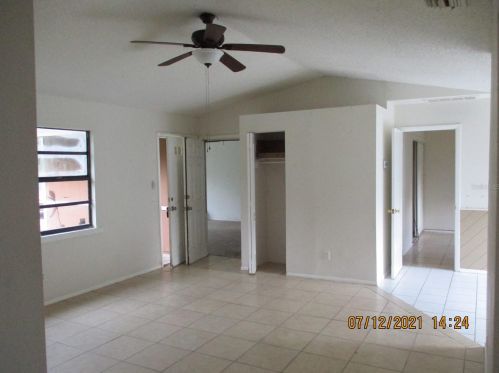 9738 Halley Ct, New Port Richey, FL 34654-4115