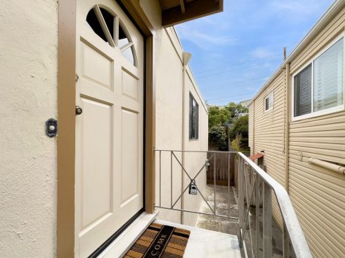 1360 Southgate Ave, Daly City CA  94015-3939 exterior