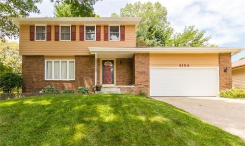 4104 80 St, Des Moines IA  50322-2420 exterior