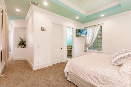 65 31 St, Naples FL 34117-3100 exterior