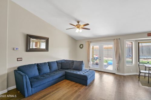 2381 Remington Pl, Chandler, AZ 85286-1523