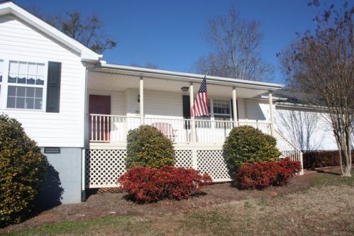 1240 Gowan Rd, Inman, SC 29349-7889