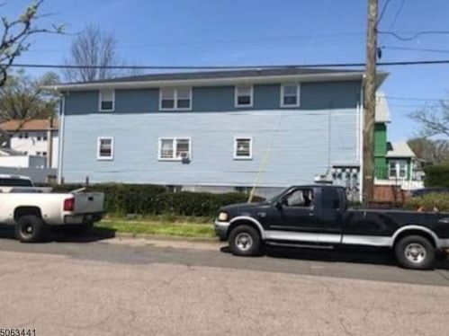 1134 Rivington St, Roselle, NJ 07203-2724