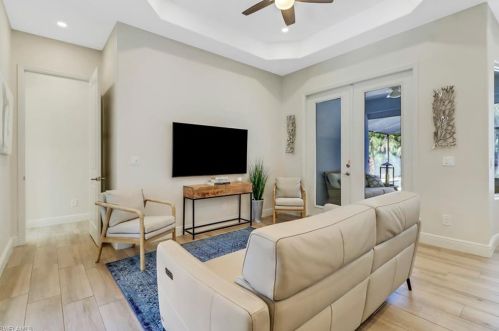 421 35th Ave, Naples FL  34120-1356 exterior