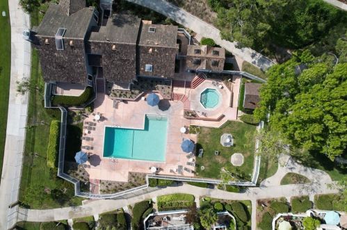 460 Medford Ct, Long Beach, CA 90803-6365
