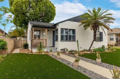 15707 Atkinson Ave, Gardena, CA 90249-4521