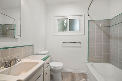 370 Grovecenter St, Covina CA  91723-2613 exterior