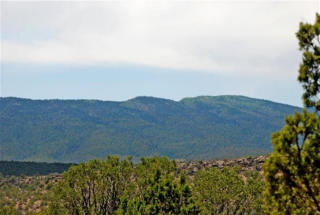 26 El Refugio Rd, Sedillo, NM 87059-7404