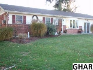 892 Richard Dr, Lebanon, PA 17046-2249