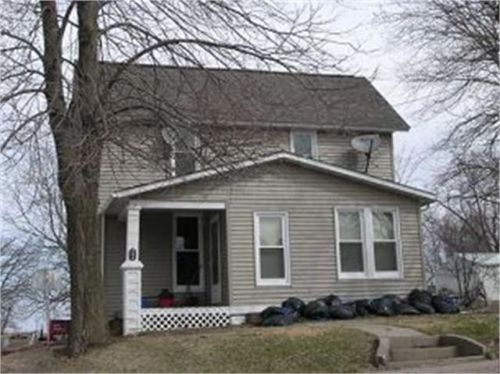 206 Main St, Wayland, IA 52654-9705