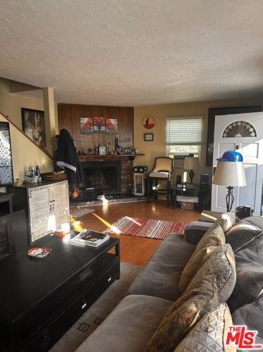 4246 Farmdale Ave, North Hollywood CA  91604-2938 exterior