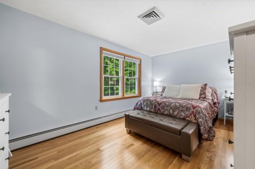 3 Arrowhead Dr, Concord NH  03304-5013 exterior