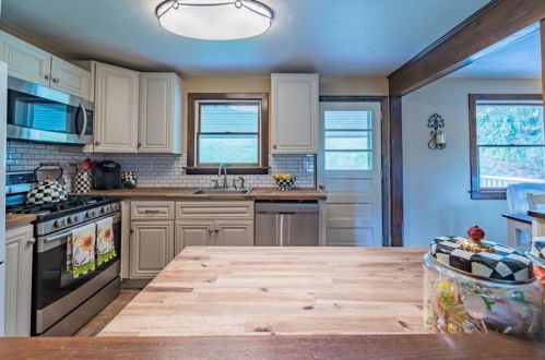 3264 Antler Dr, Gibsonia PA  15044-8437 exterior