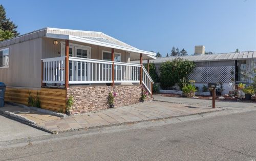 857 Nonie St, Santa Rosa, CA 95403-2045