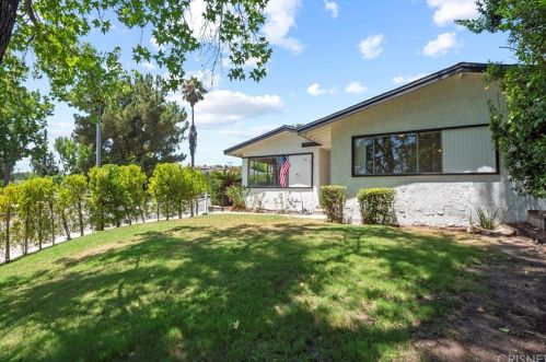 3653 El Caminito, Glendale CA 91214-1716 exterior