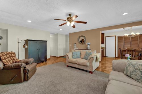 1940 Suqulak Trl, London OH  43140-8741 exterior