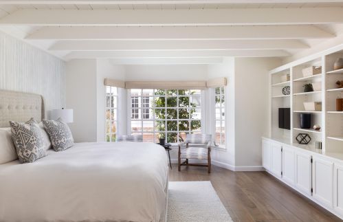 1564 Ramona Ln, Santa Barbara CA  93108-2634 exterior