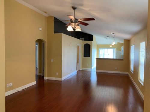 8721 Persea Ct, New Port Richey, FL 34655-5332