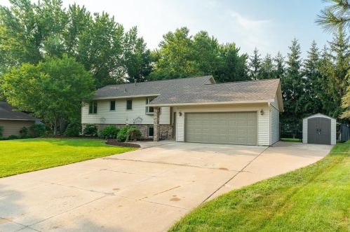 2645 Skyview Ct, Stillwater, MN 55082-5430