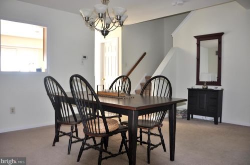 201 Carol Ct, Lansdale PA 19446-1576 exterior