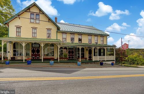 1194 Huffs Church Rd, Dale, PA 19504-9052
