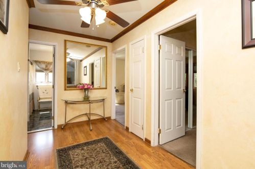 1404 Southwind Way, Dresher PA  19025-1026 exterior