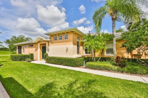 1932 Inverness Greens Dr, Ruskin, FL 33573-7218